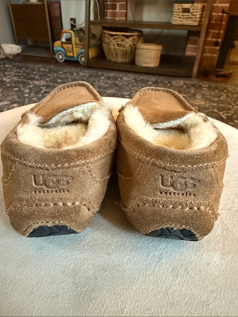UGG Kids Chestnut Suede Shearling-Lined Moccasins - Picture 4 of 5
